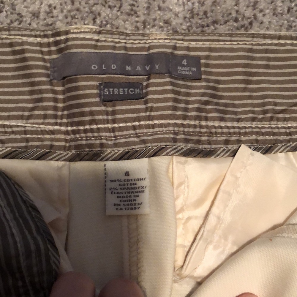 Old Navy Khaki Skirt - Picture 3 of 5